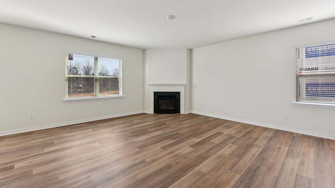Representative unfurnished interior of a home built from the Hanover by D.R. Horton in Granite Falls, Lancaster (Image 14).
