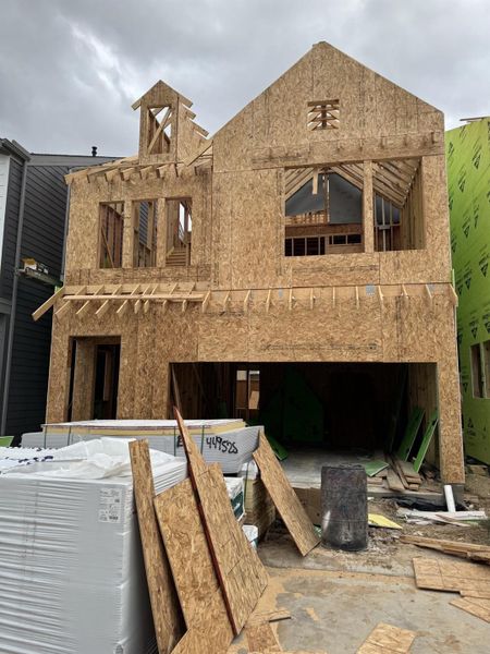 Let us show you how our advanced framing techniques have stood the test of time and allow more insulation for a quieter and more energy efficient home.