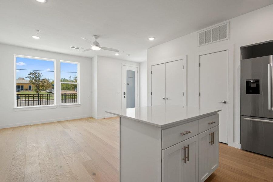 Images are for illustrative purposes only. Photos reflect a similar floor plan and are intended to convey the overall look and feel of the interiors. Images are for illustrative purposes only. Photos reflect a similar floor plan and are intended to convey the overall look and feel of the interiors.