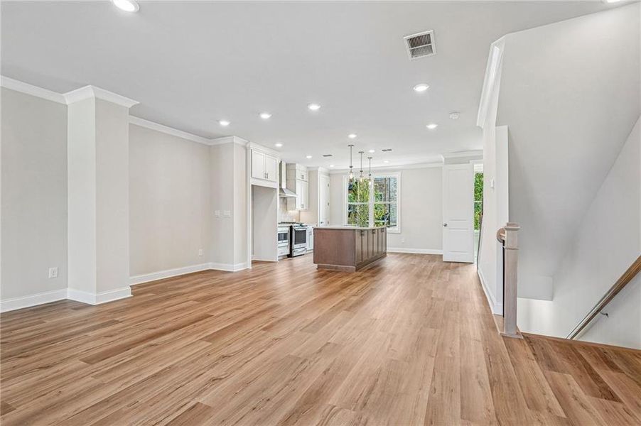 Spacious, unfurnished interior of a new home in Waterside Townhomes, Peachtree Corners (Image 42). Spacious, unfurnished interior of a new home in Waterside Townhomes, Peachtree Corners (Image 42).