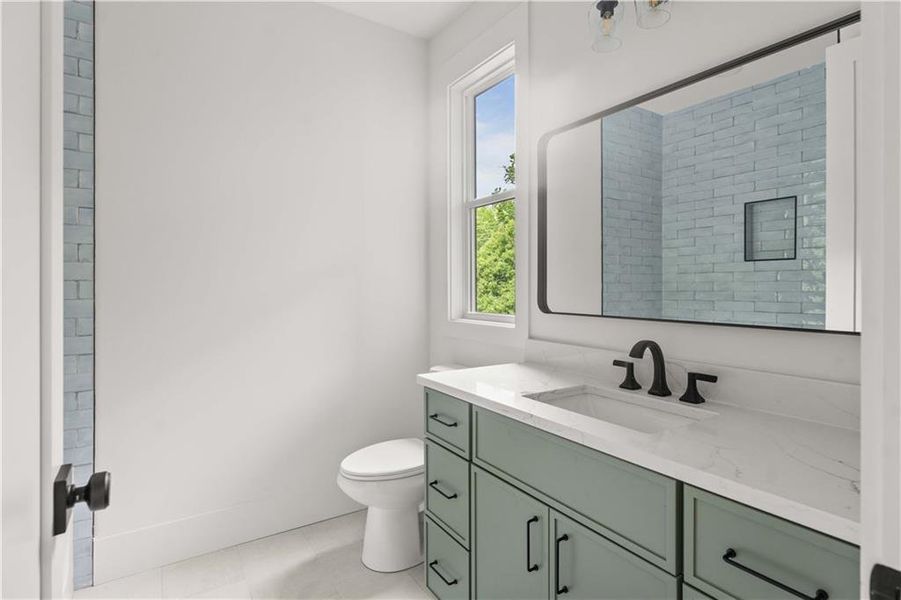 Furnished interior view inside a new home in , Atlanta (Image 33).
