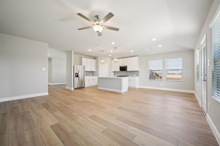 Photo is not of the actual home, but is an inspirational photo of builder’s model home and may depict options, furnishings, and/or decorator features that are not included. Photo is not of the actual home, but is an inspirational photo of builder’s model home and may depict options, furnishings, and/or decorator features that are not included.