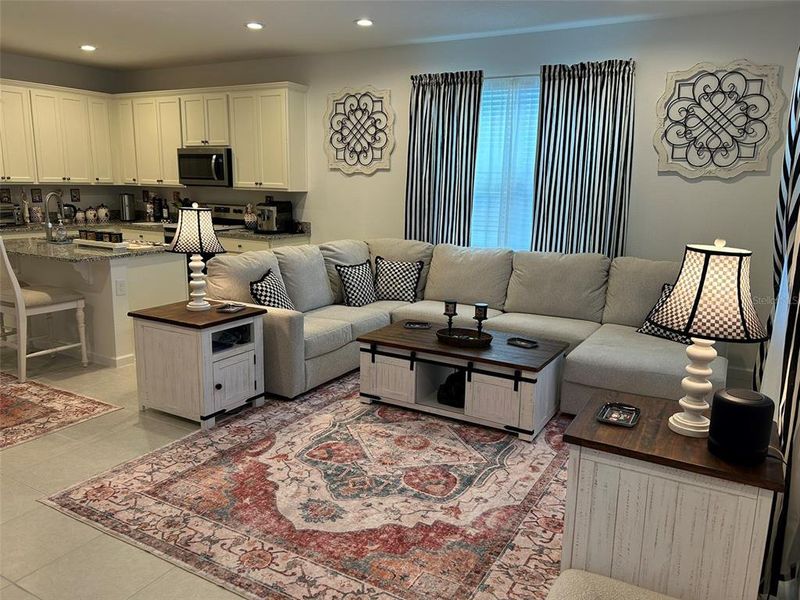 Furnished interior view inside a new home in , Winter Garden (Image 29).