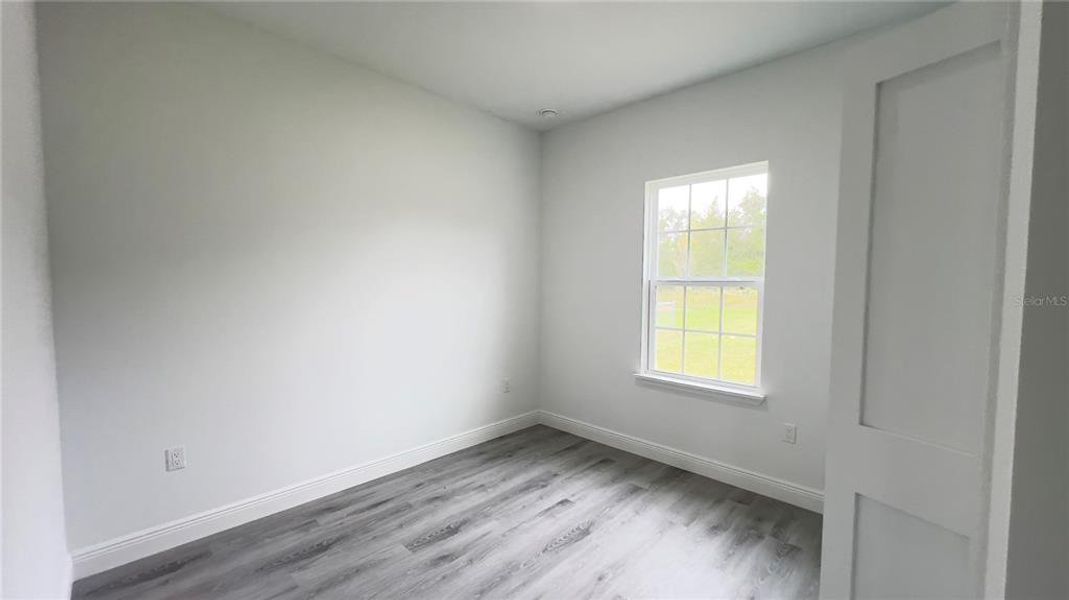Spacious, unfurnished interior of a new home in , Ocala (Image 18).