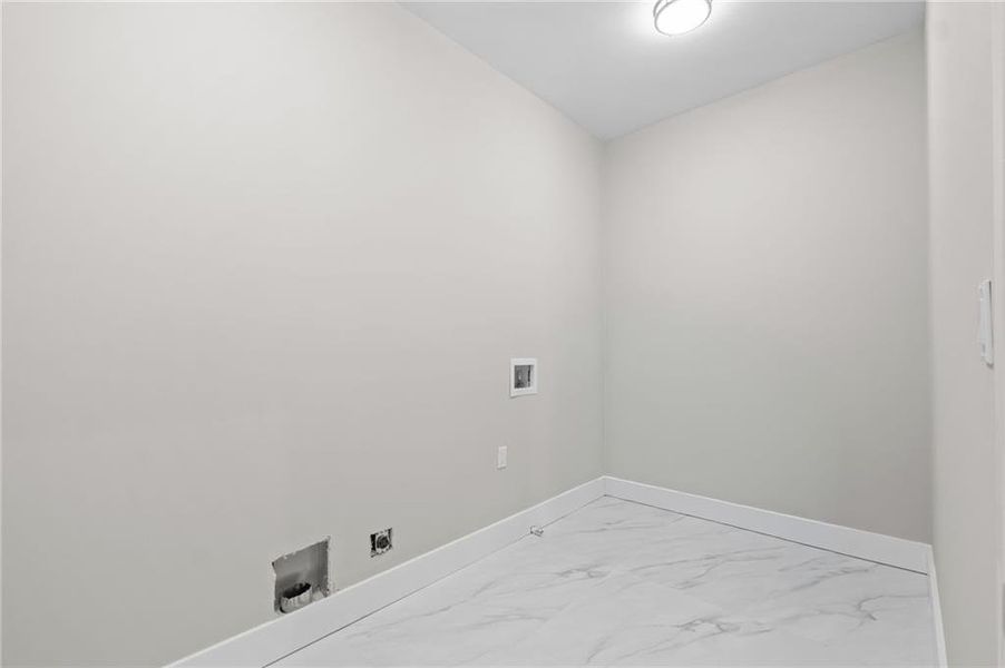 Spacious, unfurnished interior of a new home in , Scottdale (Image 31).