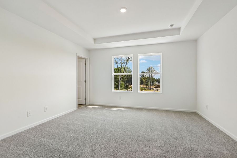 Spacious, unfurnished interior of a new home in Weatherfield, Buford (Image 12).