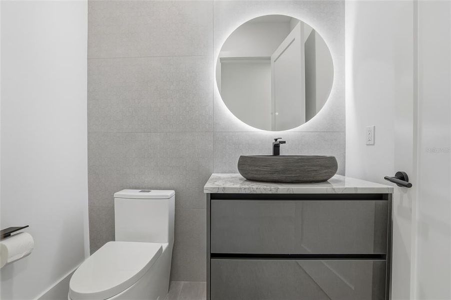 Furnished interior view inside a new home in , Tampa (Image 61).