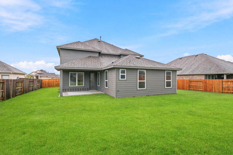 Exterior details and patio area of a home in River Ranch Estates, Dayton (Image 3).