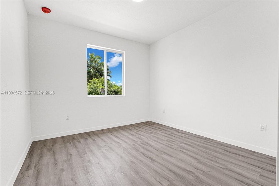 Spacious, unfurnished interior of a new home in , Miami (Image 57).