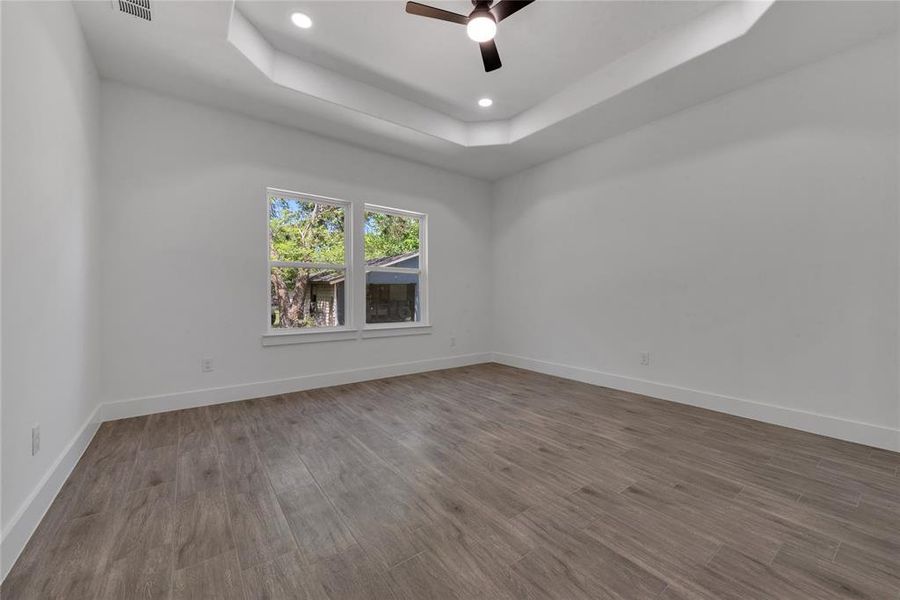 Spacious, unfurnished interior of a new home in , Valley View (Image 20). Spacious, unfurnished interior of a new home in , Valley View (Image 20).