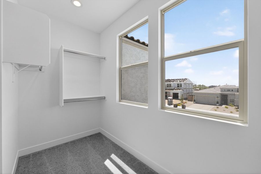 Spacious, unfurnished interior of a new home in Combs Ranch, San Tan Valley (Image 29).
