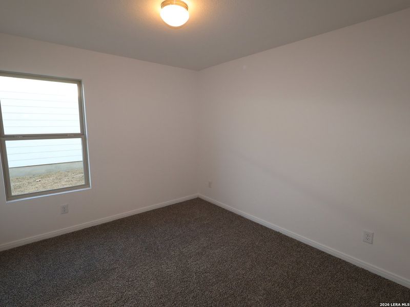 Spacious, unfurnished interior of a new home in Greenspoint Heights, Seguin (Image 27).