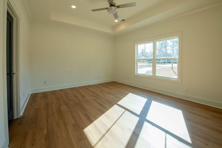 Spacious, unfurnished interior of a new home in , Orangeburg (Image 25). Spacious, unfurnished interior of a new home in , Orangeburg (Image 25).