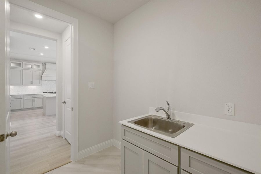 Furnished interior view inside a new home in Sienna 65', Missouri City (Image 11). Furnished interior view inside a new home in Sienna 65', Missouri City (Image 11).