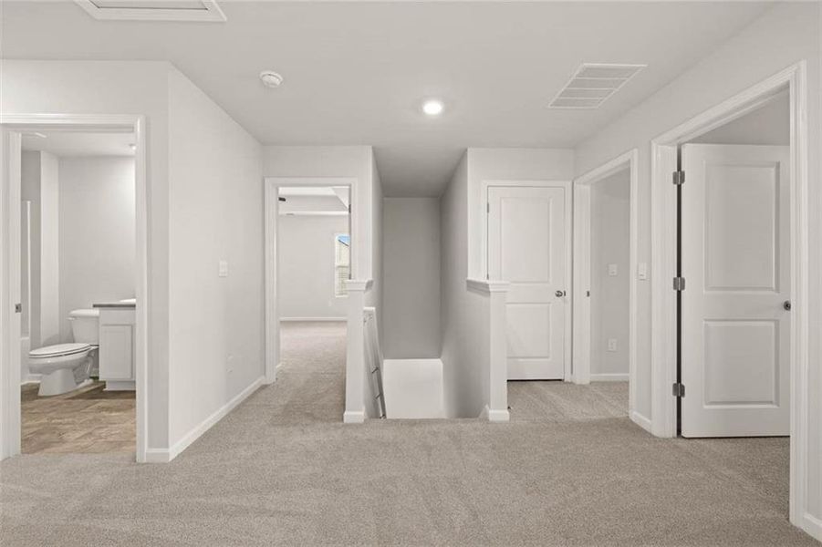 Spacious, unfurnished interior of a new home in Shoal Creek, Hampton (Image 27).