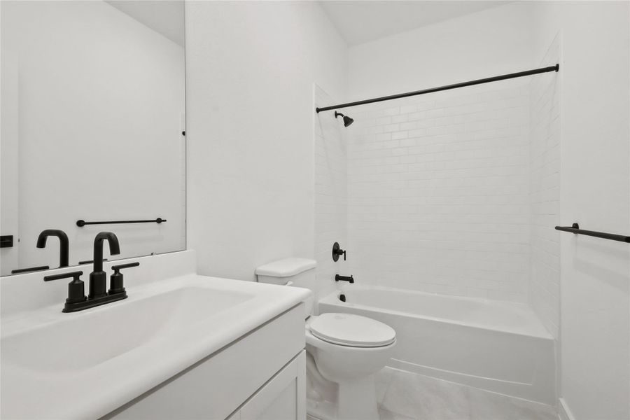 Hall bath (*Photo not of actual home and used for illustration purposes only.) Hall bath (*Photo not of actual home and used for illustration purposes only.)