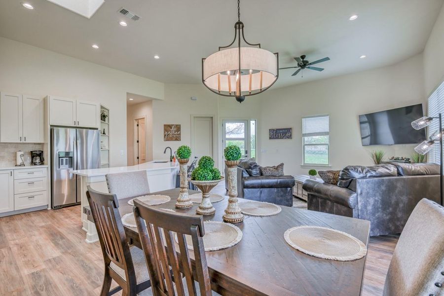 Furnished interior view inside a new home in , Horseshoe Bay (Image 13).