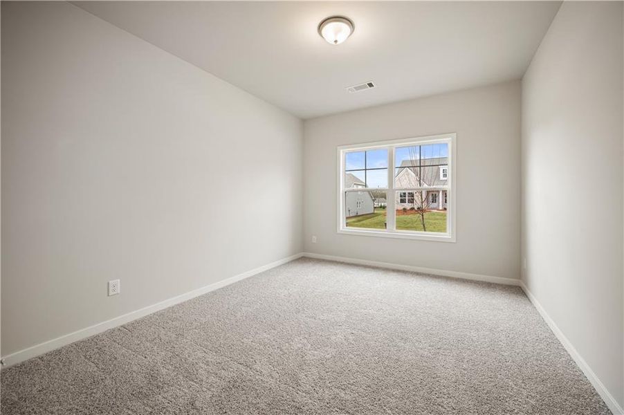 Spacious, unfurnished interior of a new home in Rosewood Lake Preserve, Hoschton (Image 18).