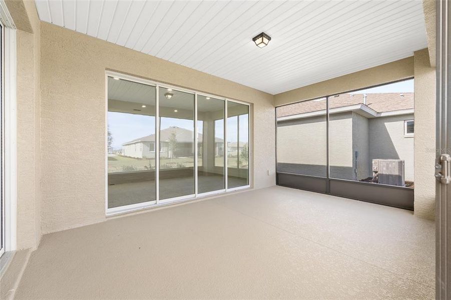 Exterior details and patio area of a home in , Ocala (Image 21).