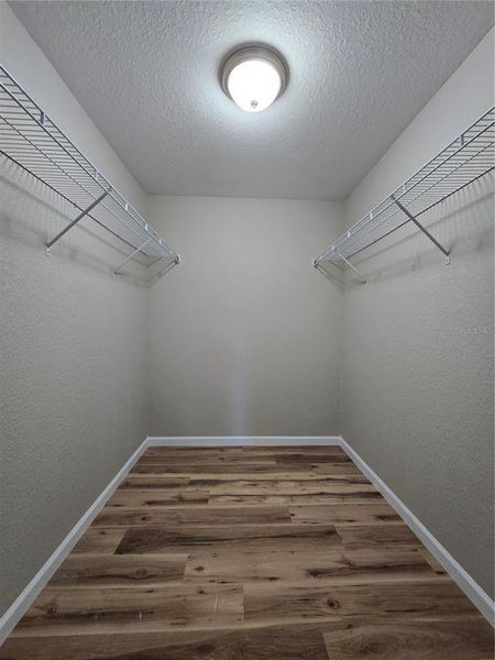 Spacious, unfurnished interior of a new home in , Ocala (Image 31).