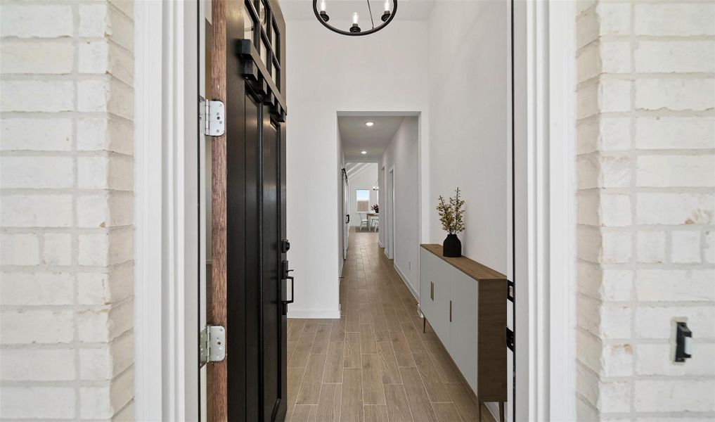 Welcoming foyer (*Photo not of actual home and used for illustration purposes only.)