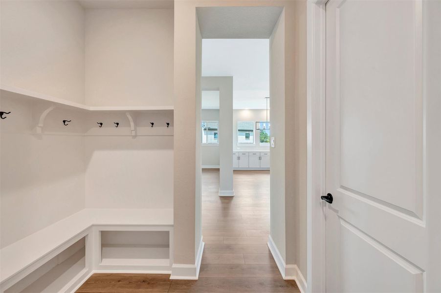 Spacious, unfurnished interior of a new home in ARTAVIA - Parkview Collection, Conroe (Image 21).