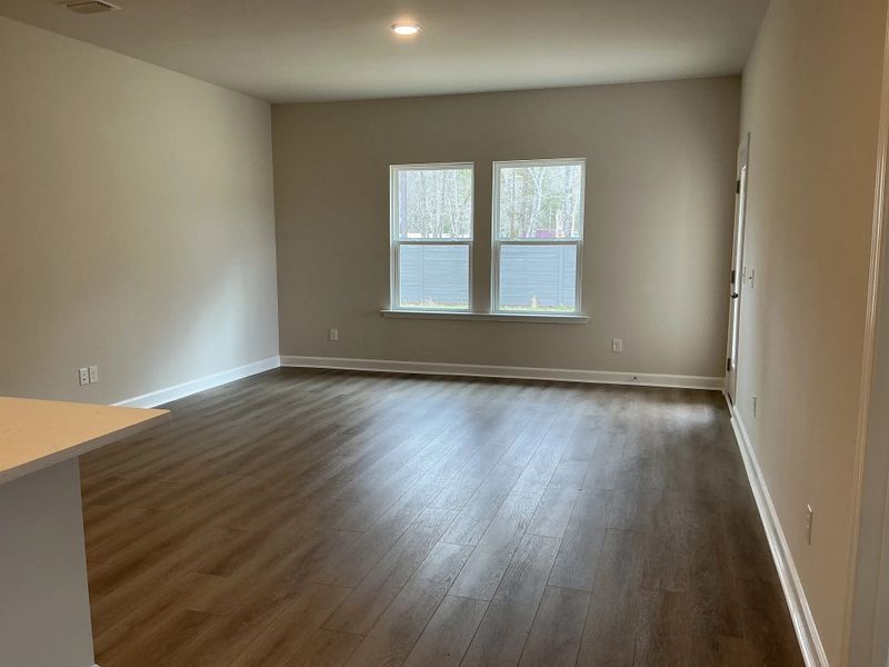 Spacious, unfurnished interior of a new home in Hammock Walk at Nexton, Summerville (Image 14).