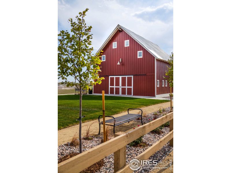RED BARN (AVAILABLE FOR RENTALS) RED BARN (AVAILABLE FOR RENTALS)