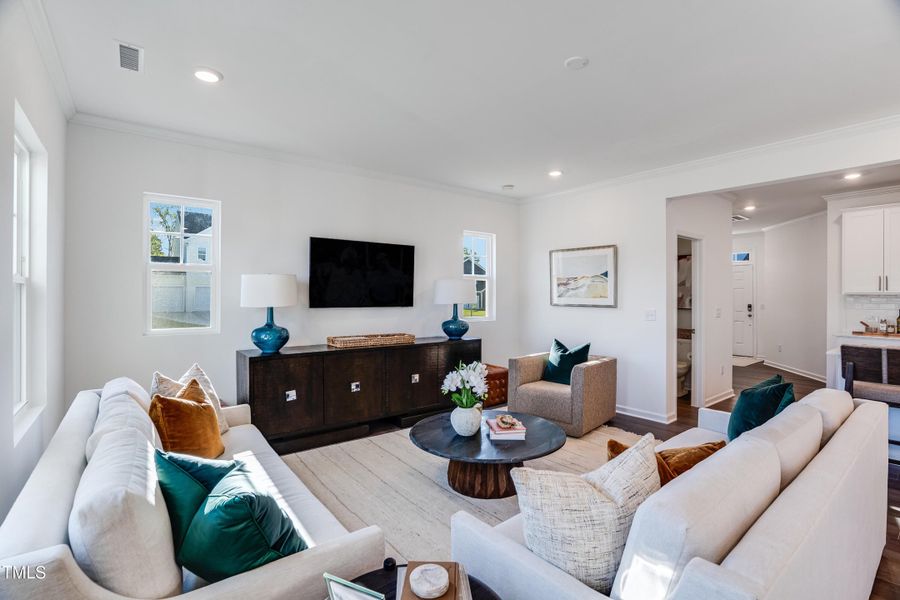 SUN_ElizabethSprings_Pic_202ShingleOak_1