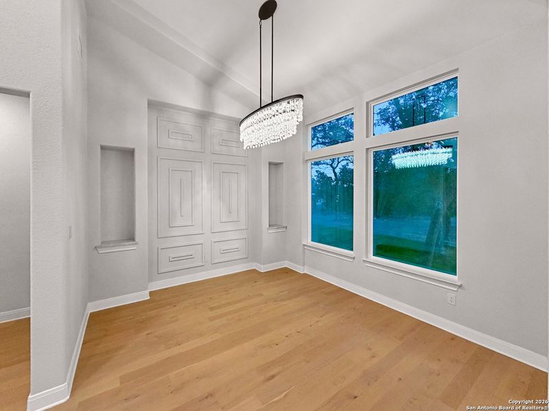 Spacious, unfurnished interior of a new home in , Bulverde (Image 36).