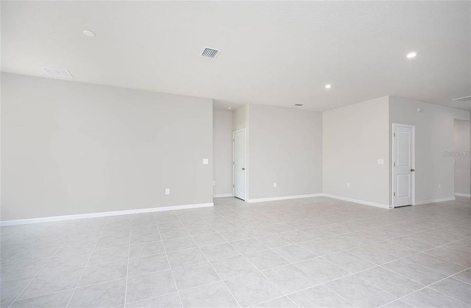 Spacious, unfurnished interior of a new home in , Port Charlotte (Image 31). Spacious, unfurnished interior of a new home in , Port Charlotte (Image 31).