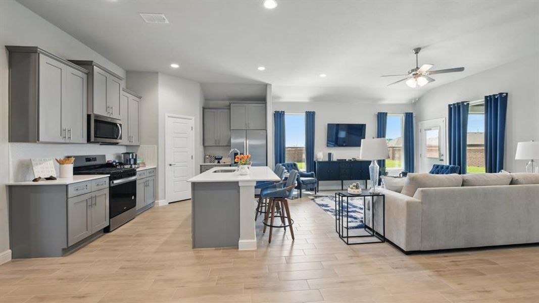 Furnished interior view inside a new home in Rock Creek West, Fort Worth (Image 7).