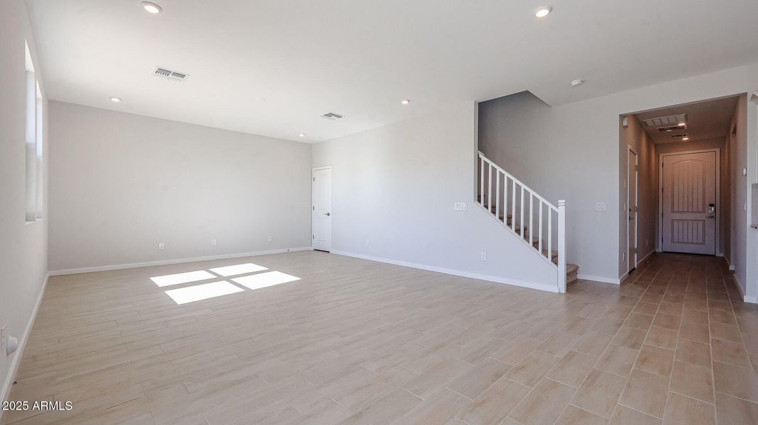 11_Rancho-Vista_Century-Communities_Surp