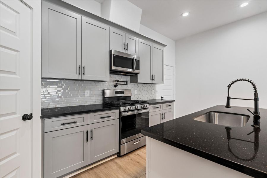 Image 31 of a home in .