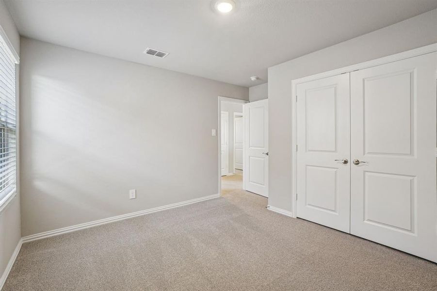 Spacious, unfurnished interior of a new home in Eastridge - Spring Series, McKinney (Image 25).