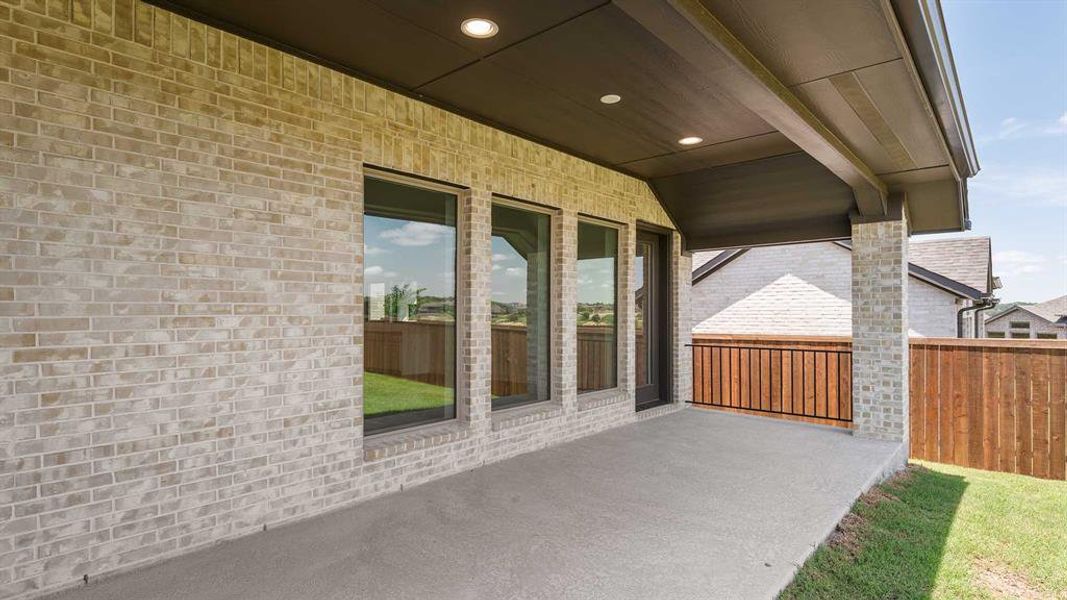 Spacious, unfurnished interior of a new home in Talon Hills 60'/70', Fort Worth (Image 15).