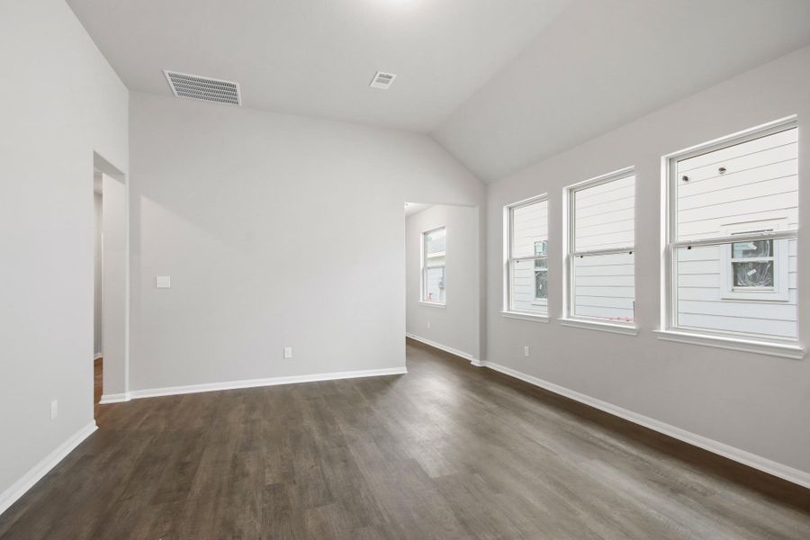 Bright and open great room (*Photo not of actual home and used for illustration purposes only.) Bright and open great room (*Photo not of actual home and used for illustration purposes only.)