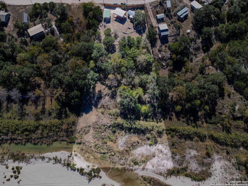 Image 27 of a home in .