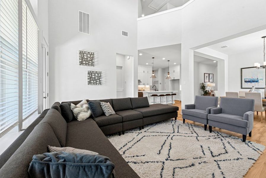 Furnished interior view inside a new home in Santa Rita Ranch, Georgetown (Image 18).