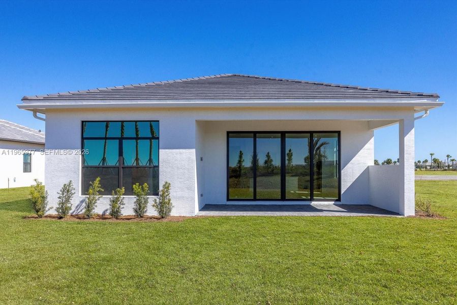 Exterior details and patio area of a home in , Port St. Lucie (Image 26).