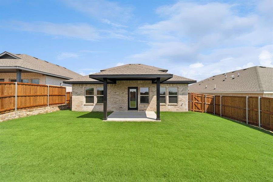 Exterior details and patio area of a home in Aspire at Noble Ridge, Howe (Image 23). Exterior details and patio area of a home in Aspire at Noble Ridge, Howe (Image 23).