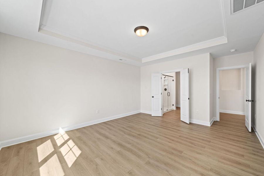 Spacious, unfurnished interior of a new home in Grove Park, Clemmons (Image 27).