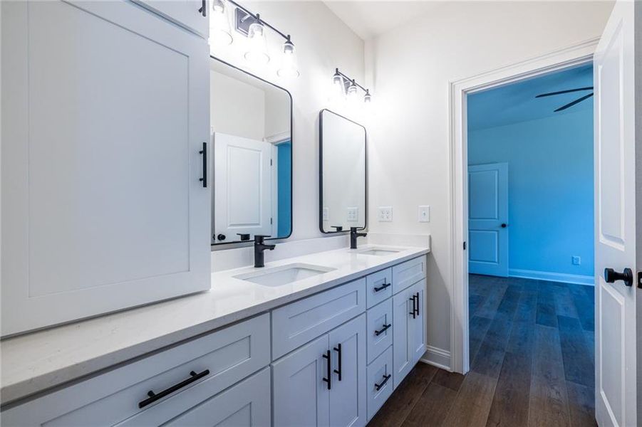 Furnished interior view inside a new home in , Dallas (Image 10).