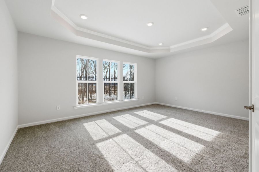Spacious, unfurnished interior of a new home in Flemingfield, Greensboro (Image 23).