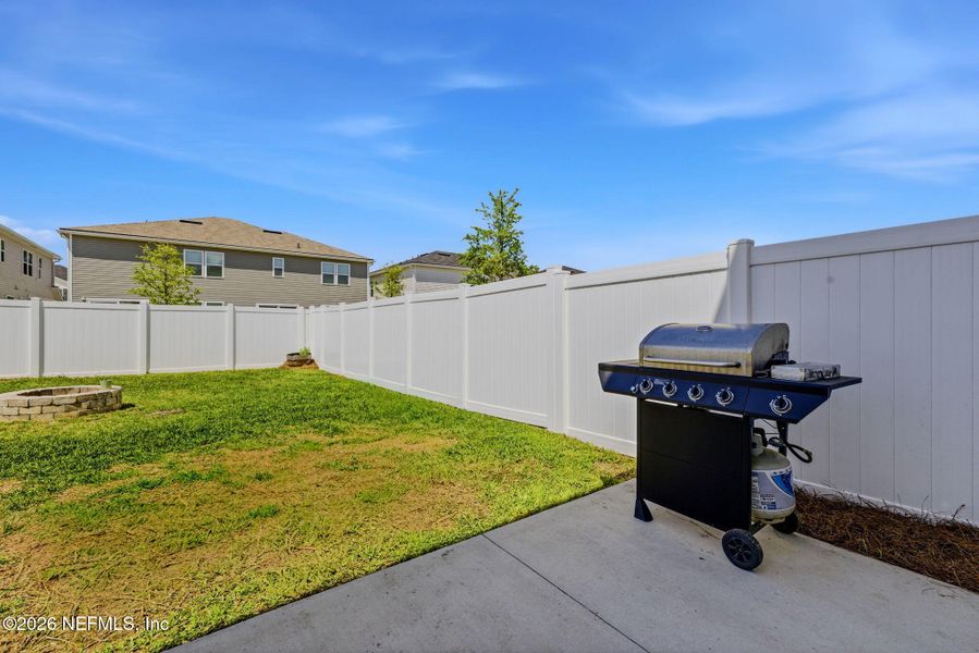 Exterior details and patio area of a home in , Jacksonville (Image 24).