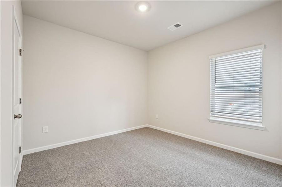 Spacious, unfurnished interior of a new home in Westmont Preserve, Powder Springs (Image 39). Spacious, unfurnished interior of a new home in Westmont Preserve, Powder Springs (Image 39).