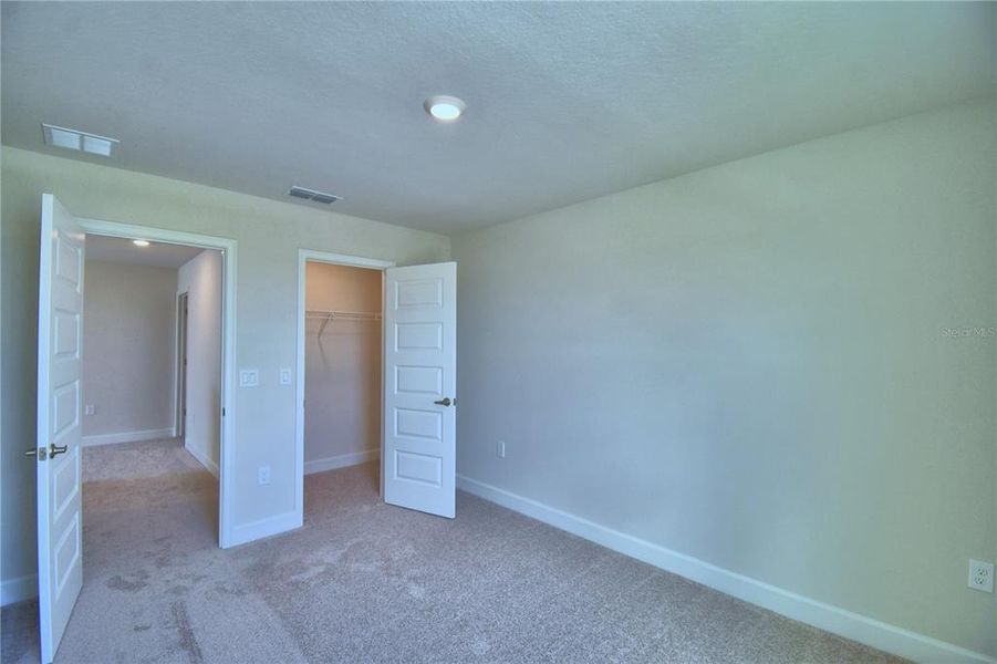 Spacious, unfurnished interior of a new home in Lake Juliana Estates, Auburndale (Image 29).