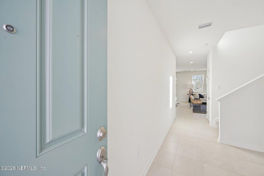 Spacious, unfurnished interior of a new home in Panther Creek, Jacksonville (Image 19).