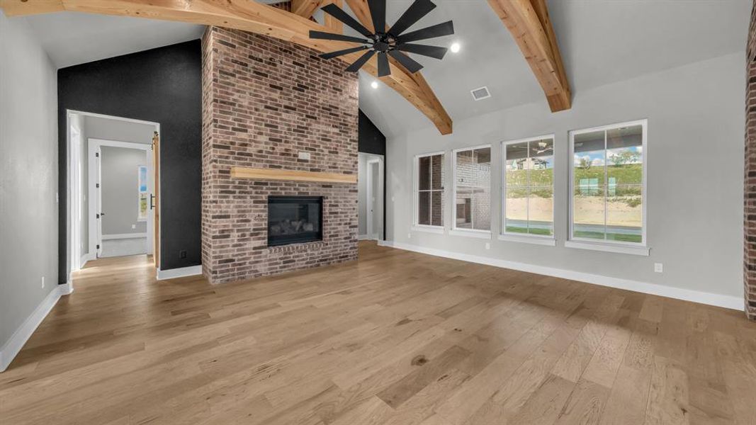 Vaulted ceiling with exposed wood beams Vaulted ceiling with exposed wood beams
