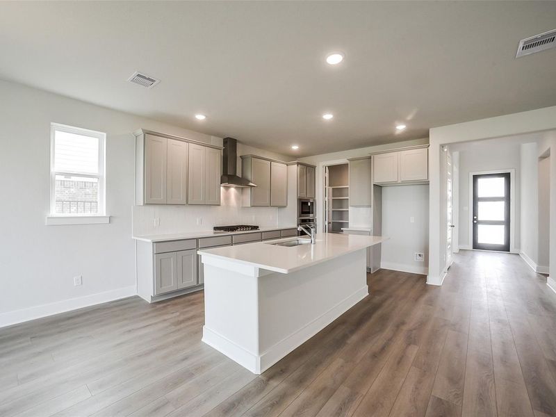 Furnished interior view inside a new home in Sierra Vista, Rosharon (Image 9).
